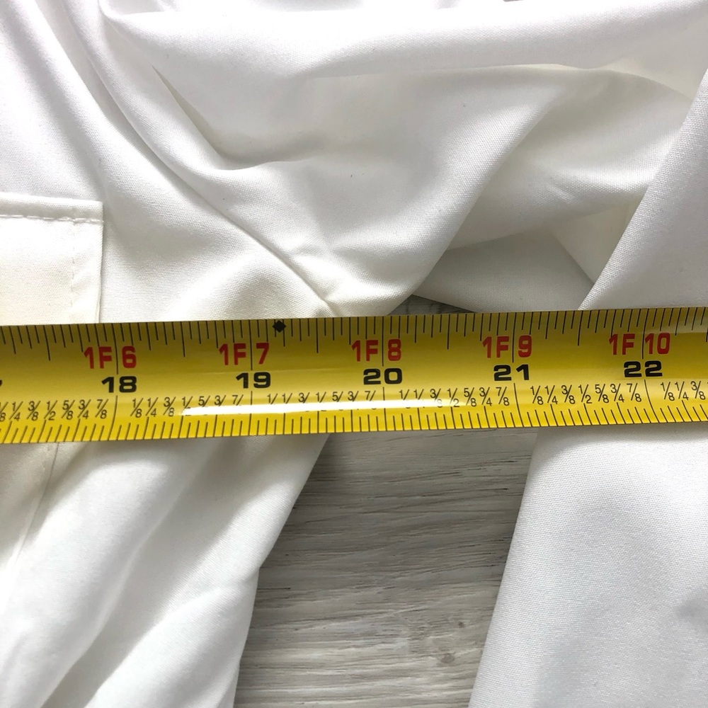 🎉 3 for 20 SHEIN Classic White Garment - Picture 5 of 6